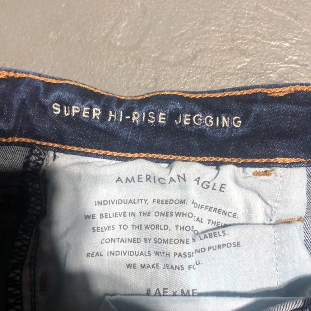 American eagle dark super hi rise jeggings - Picture 4 of 5